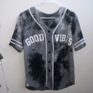 Good vibes button down long tee shirt